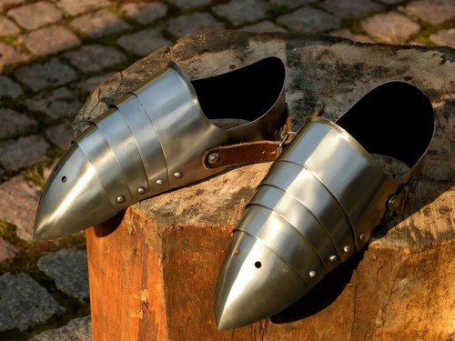 Paire chaussures armure - de,