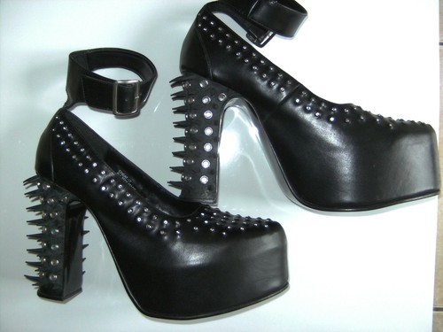 Chaussures gothiques cuir - chaussures,